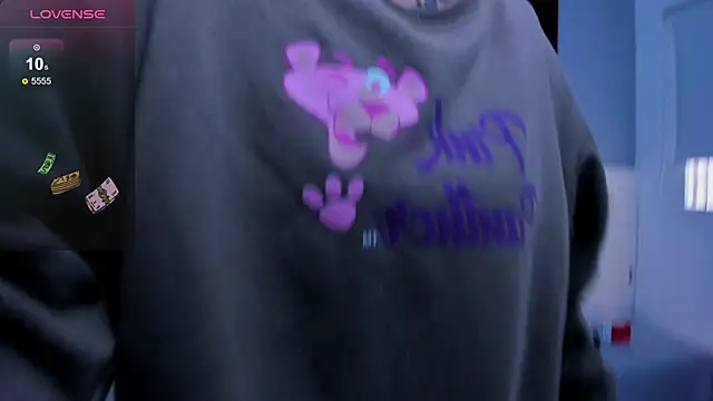 Snapshot of Hitana_tattoo chatting on 05.21.26 Hitana tattoo online show from 05.21.26