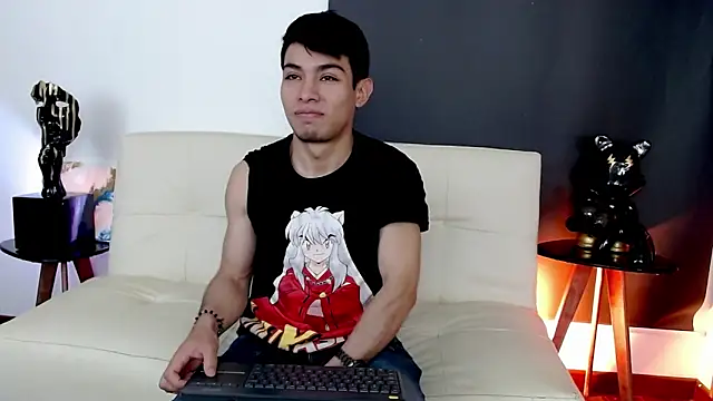 Snapshot of juancho_wild chatting on 05.27.26 juancho wild online show from 05.27.26