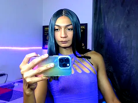 Snapshot of Alexxasexy chatting on 05.16.26 Alexxasexy online show from 05.16.26