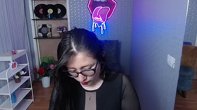 Snapshot of Nicolle_silva chatting on 07.28.26 Nicolle silva online show from 07.28.26