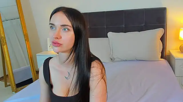 KellyWhites online show from 07.21.26