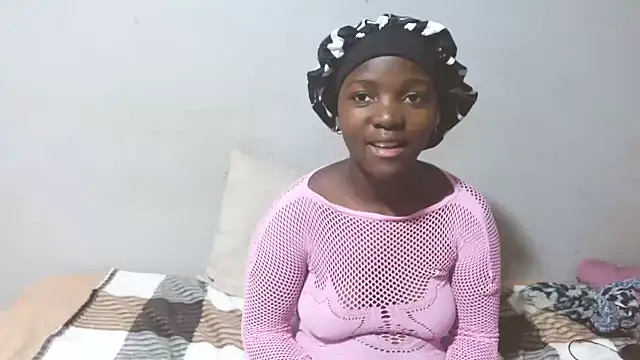 PunkinbuttXx05 online show from 05.24.26