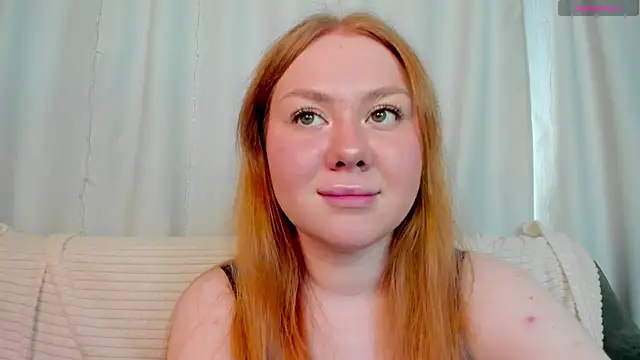 Snapshot of AlexaaBee chatting on 05.24.26 AlexaaBee online show from 05.24.26