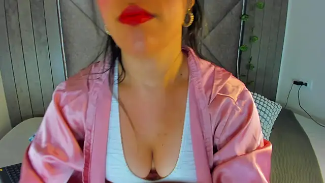 NinaSpicy   online show from 05.29.26