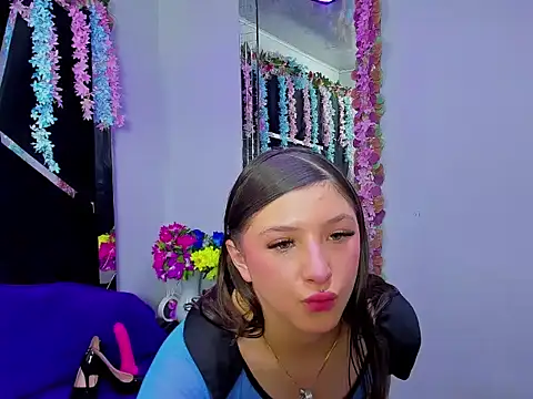 natashacooper  online show from 05.22.26