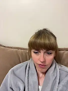 Snapshot of Kamilochka29511 chatting on 05.28.26 Kamilochka29511 online show from 05.28.26