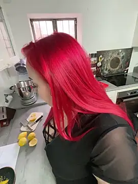 Snapshot of littleEve chatting on 09.11.25 littleEve online show from 09.11.25