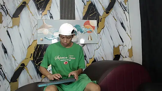 RONALDA HOT26 online show from 06.05.26