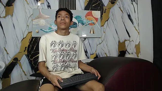 RONALDA HOT26 online show from 06.07.26