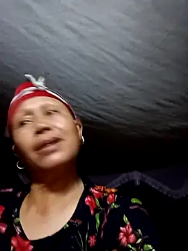 Snapshot of zanalove chatting on 05.15.26 zanalove online show from 05.15.26