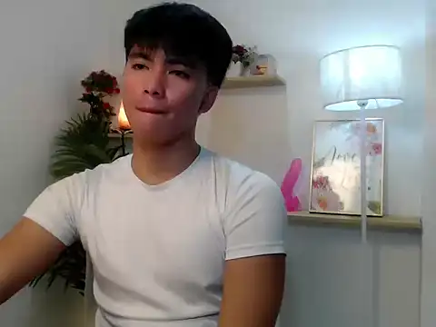 Snapshot of horny_jamesxx chatting on 07.29.26 horny jamesxx online show from 07.29.26