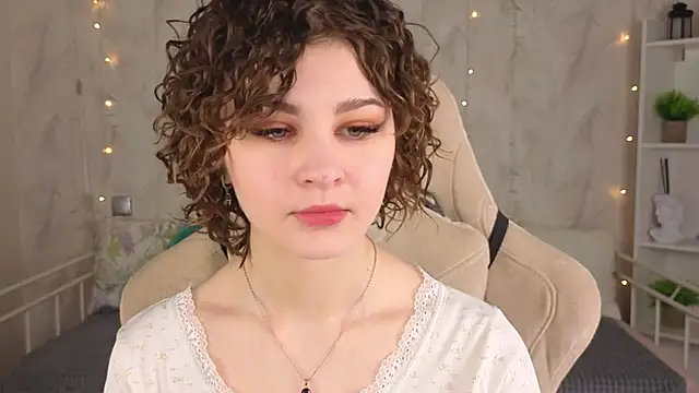 Kira  Fluffy online show from 05.30.26