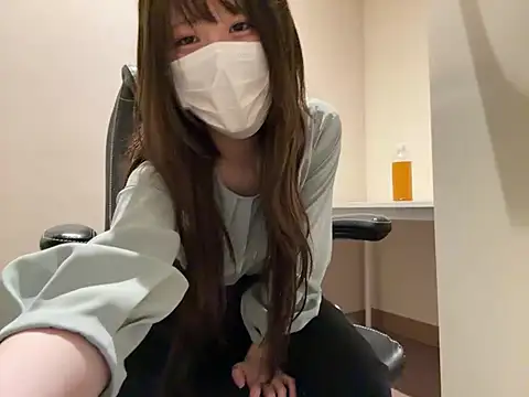 Snapshot of miniminimo_o chatting on 07.24.26 miniminimo o online show from 07.24.26