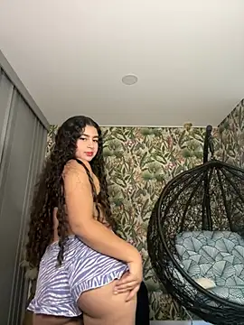 Snapshot of Abby_Zaf chatting on 05.20.26 Abby Zaf online show from 05.20.26