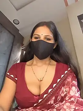 Snapshot of kaira_noty chatting on 07.29.26 kaira noty online show from 07.29.26