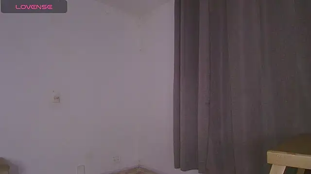 cinniaa  online show from 07.21.26
