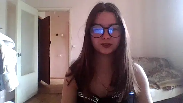 Snapshot of Bellochka201 chatting on 05.18.26 Bellochka201 online show from 05.18.26