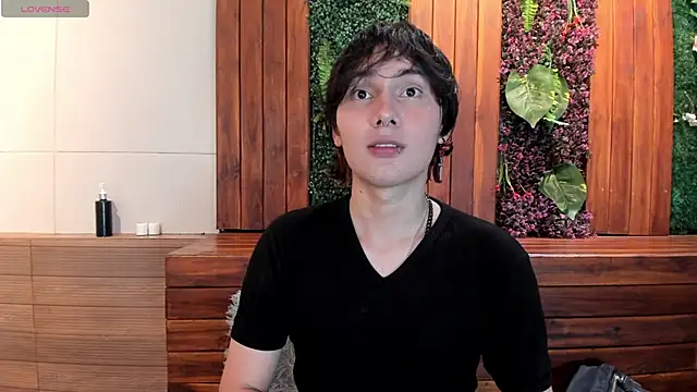 Snapshot of Brunodeluca_ chatting on 05.29.26 Brunodeluca online show from 05.29.26