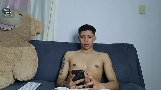 Thesaint xxx online show from 06.27.26