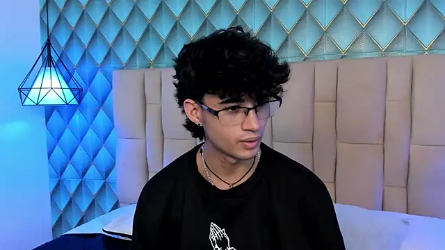 Sofia-Ethan online show from 07.23.26