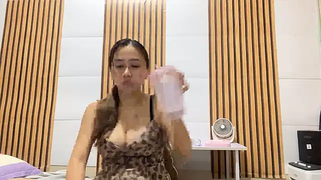 GiselleRina online show from 05.28.26