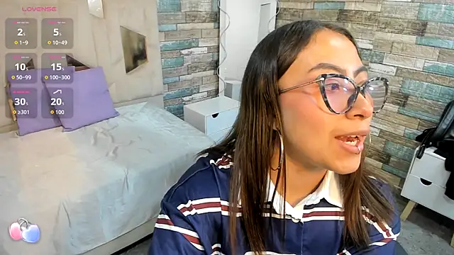 Amhira Tay online show from 06.24.26