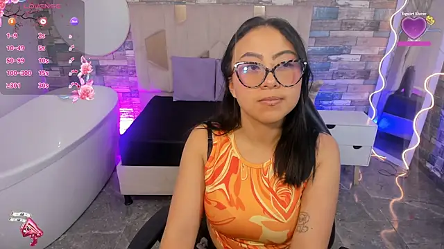 Amhira Tay online show from 07.27.26