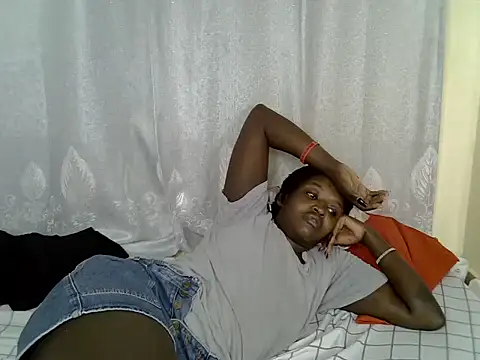 Snapshot of Lorainebabes chatting on 06.23.26 Lorainebabes online show from 06.23.26
