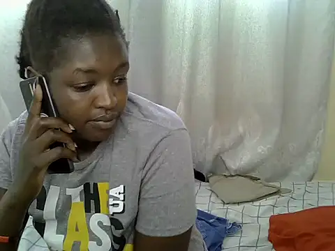 Snapshot of Lorainebabes chatting on 06.27.26 Lorainebabes online show from 06.27.26