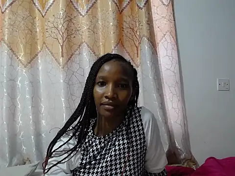 Snapshot of KittyFay chatting on 05.15.26 KittyFay online show from 05.15.26
