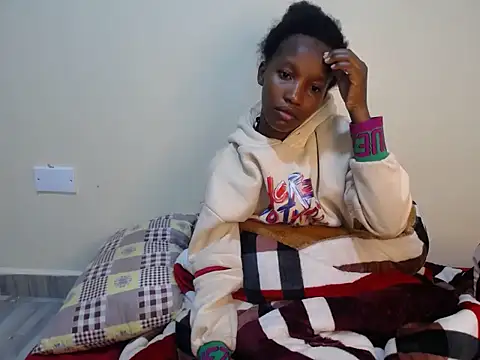 KittyFay online show from 07.04.26