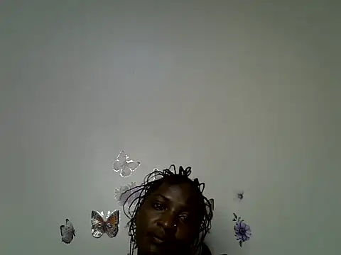 Snapshot of Sansa_s chatting on 05.23.26 Sansa s online show from 05.23.26