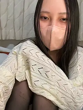 Snapshot of hina_111 chatting on 06.11.26 hina 111 online show from 06.11.26