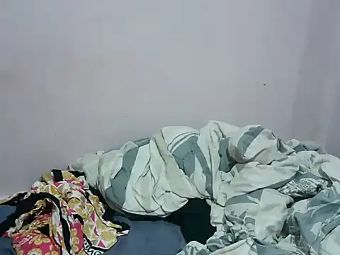 Squirty pussie online show from 07.19.26