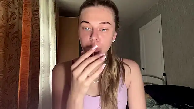HoneysPiee online show from 07.26.26