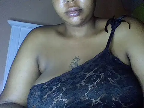 sexychubby22 online show from 06.10.26