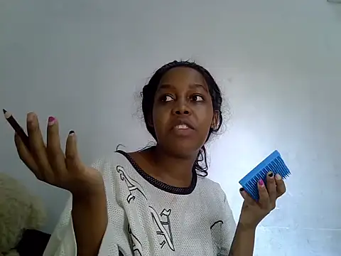 Bianca0011 online show from 07.25.26
