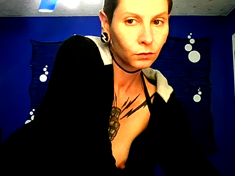 LaFemmeCyberObscura online show from 05.16.26