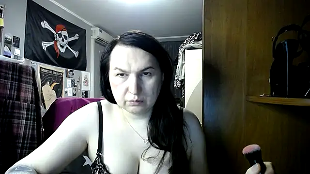 Snapshot of EvaBeautyXxX chatting on 05.22.26 EvaBeautyXxX online show from 05.22.26