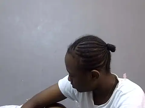 Petite Ebony10 online show from 06.10.26