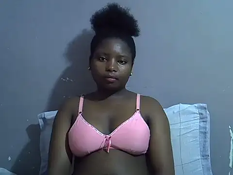 Snapshot of Beautycute chatting on 05.17.26 Beautycute online show from 05.17.26