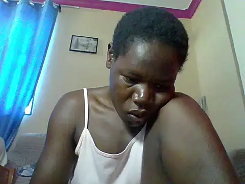 Blacksexyqueen24 online show from 05.18.26