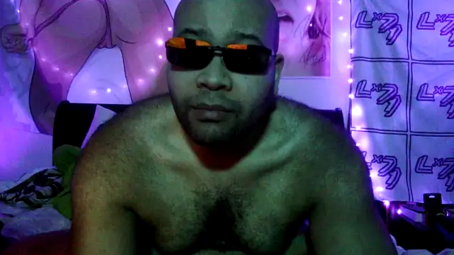 Snapshot of Lx71_XXX chatting on 05.25.26 Lx71 XXX online show from 05.25.26
