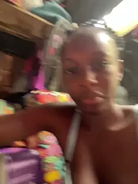 Snapshot of SassyPaulette chatting on 07.19.26 SassyPaulette online show from 07.19.26