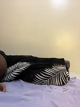 Snapshot of secxy-Petite chatting on 06.01.26 secxy-Petite online show from 06.01.26