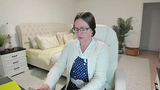 Snapshot of Vika73 chatting on 04.03.26 Vika73 online show from 04.03.26