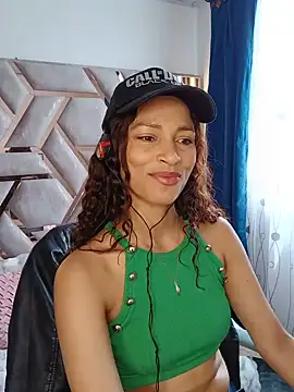 Snapshot of Dareska_hot chatting on 05.25.26 Dareska hot online show from 05.25.26