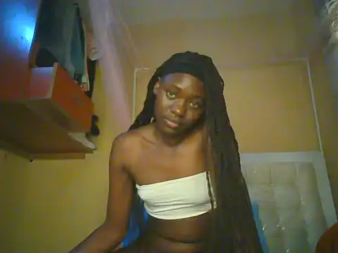 Snapshot of Preetygirlyz chatting on 07.21.26 Preetygirlyz online show from 07.21.26