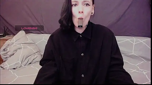 Polly Megan online show from 06.21.26