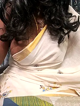 Tamil-ammukutty18 online show from 07.12.26